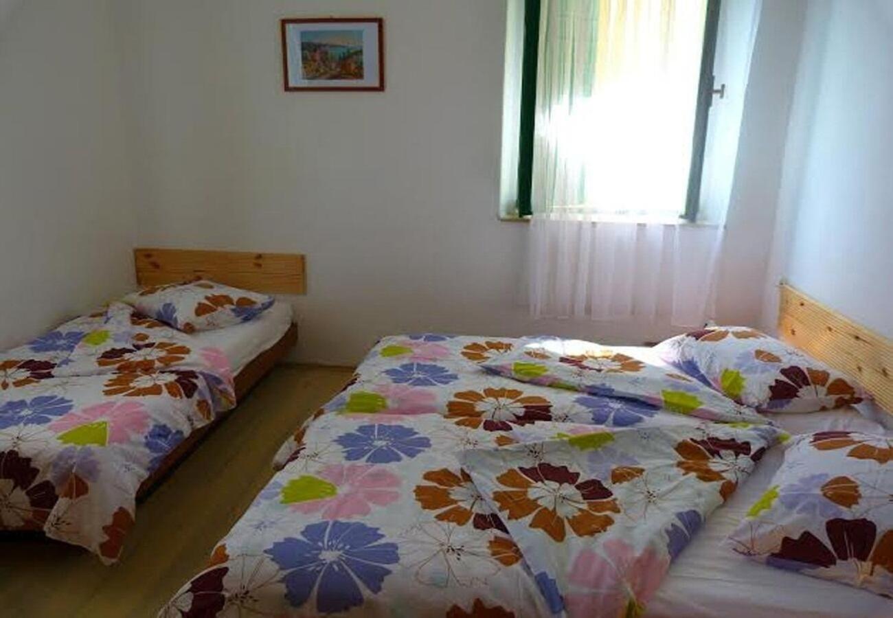 Holiday Home Villa Jadran - 10 M From Beach Preko Ngoại thất bức ảnh