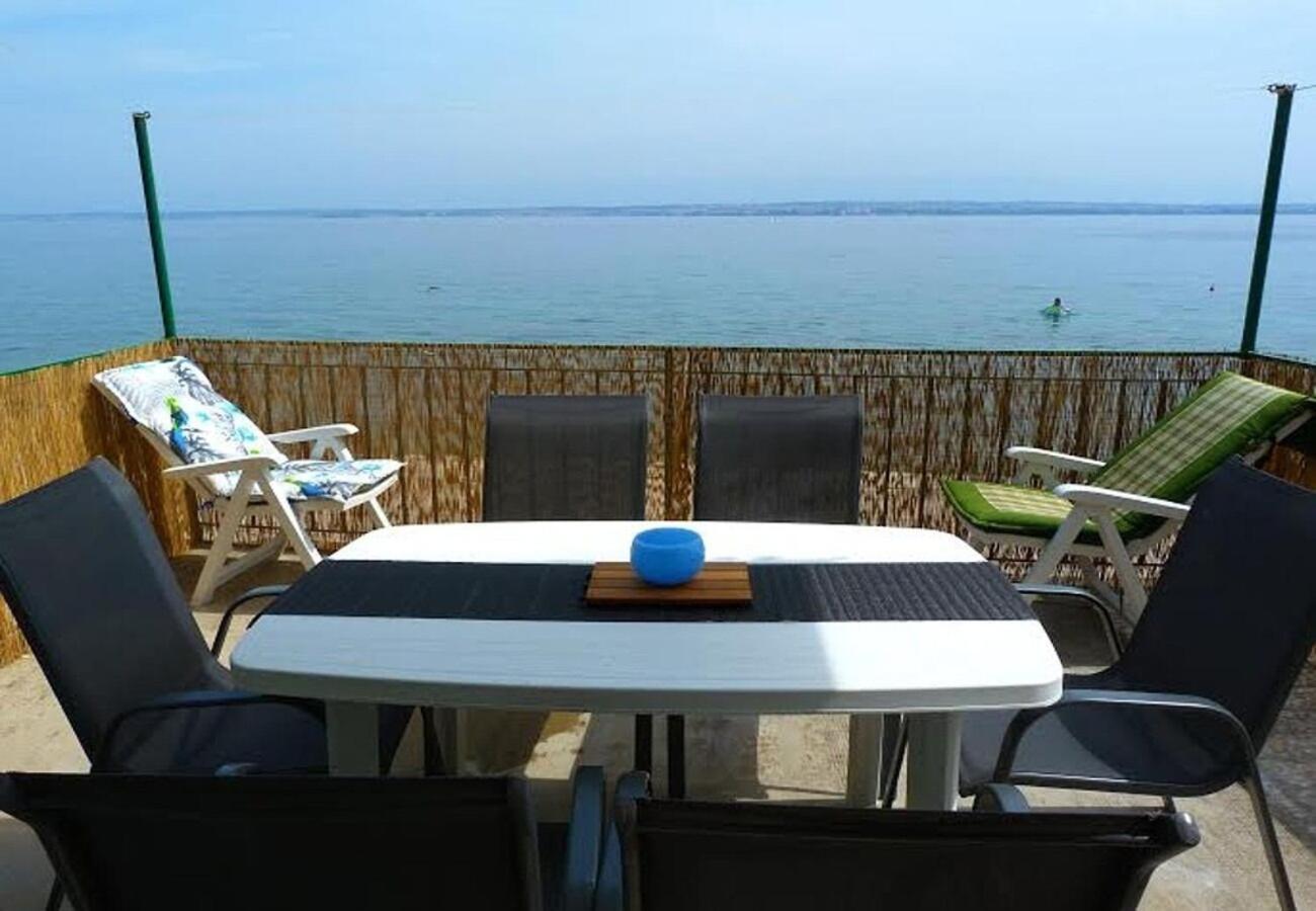 Holiday Home Villa Jadran - 10 M From Beach Preko Ngoại thất bức ảnh